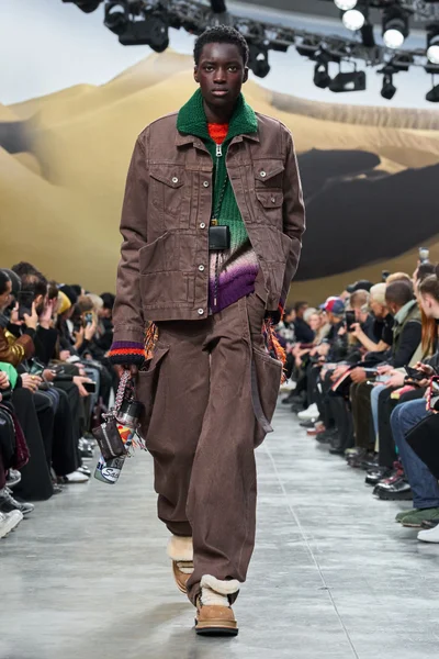 Look 20